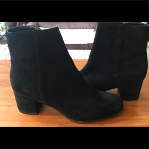 Blondo Women's Alida Waterproof Ankle Bootie